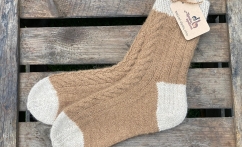 Alpakos vilnos kojinės su pynėmis